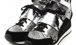 91鞋官方旗舰店直播,潮流新品抢先看，购物狂欢盛宴来袭！